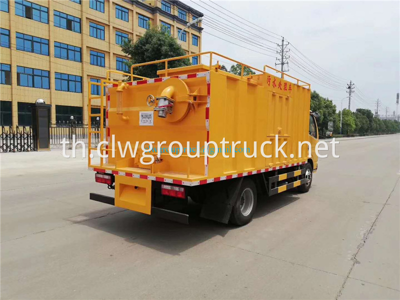 Sewage Treatment Truck 3